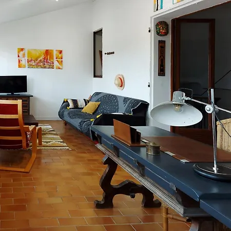 Lina Casa de Férias